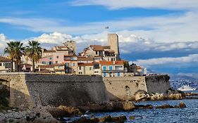 Casalionelantibes 70 Sqm Apartment With Garden And Parking
